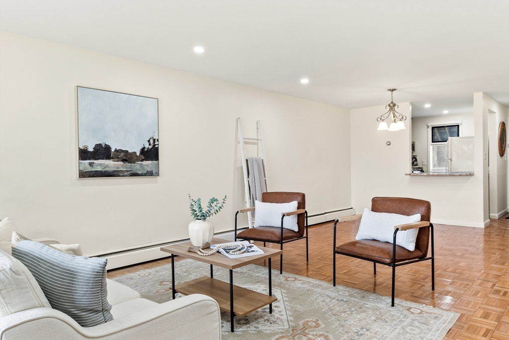 315 Neponset St 40