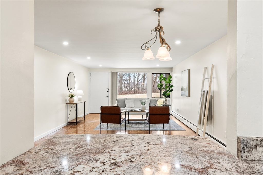 315 Neponset St 40
