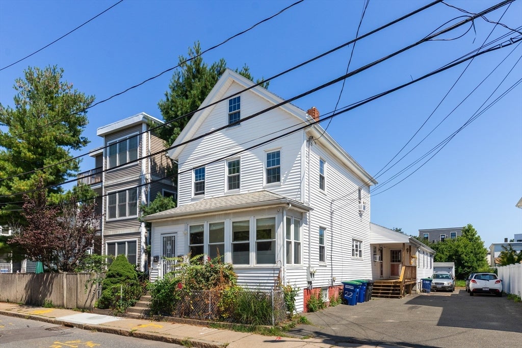 Photo of 22 Clyde St, Somerville, MA