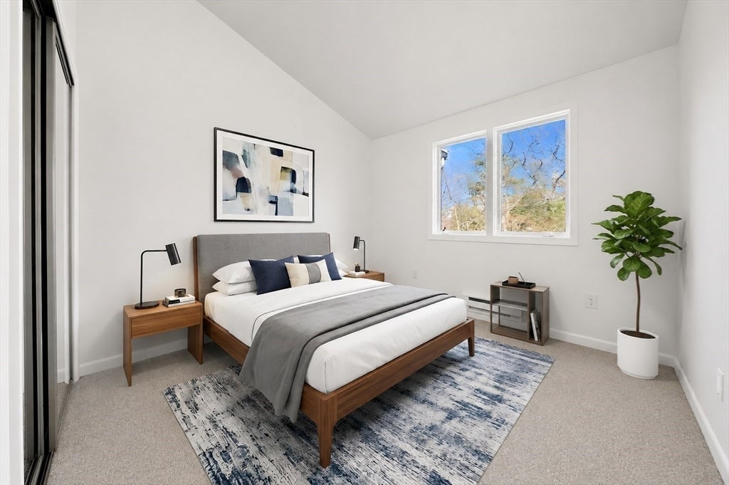 30 Chapman St 304