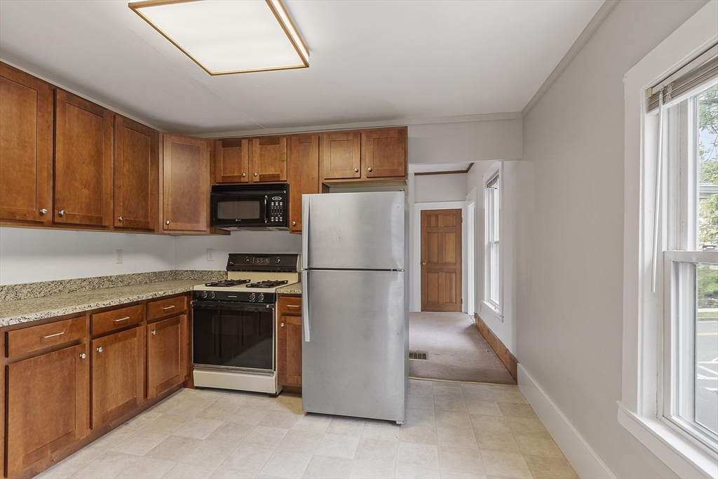 93 Upham Street 2