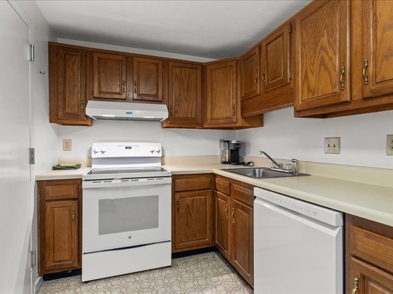 189 Littleton Road 46