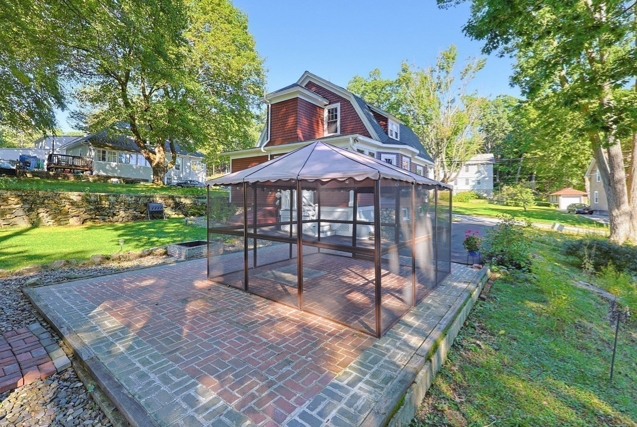 23 Tallawanda Dr, Worcester, MA Photo #23