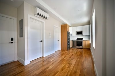 18 Winchester St 5