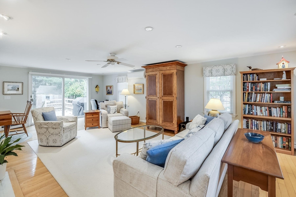 11 Popple Grove Rd