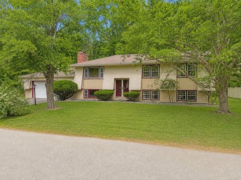 Photo of 59 Marlise Drive, Attleboro, MA 02703 (MLS # 73542713)