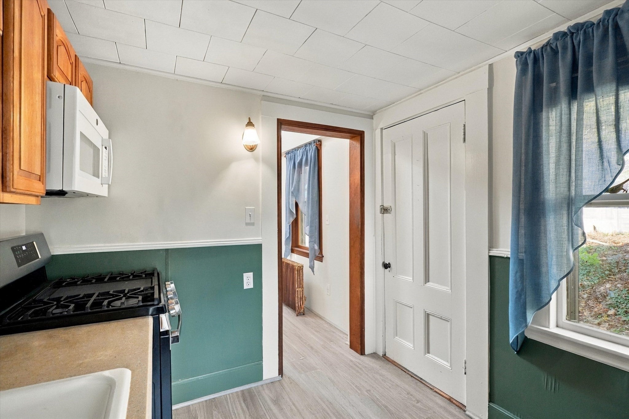 189 Western Ave, Gloucester, MA Photo #16