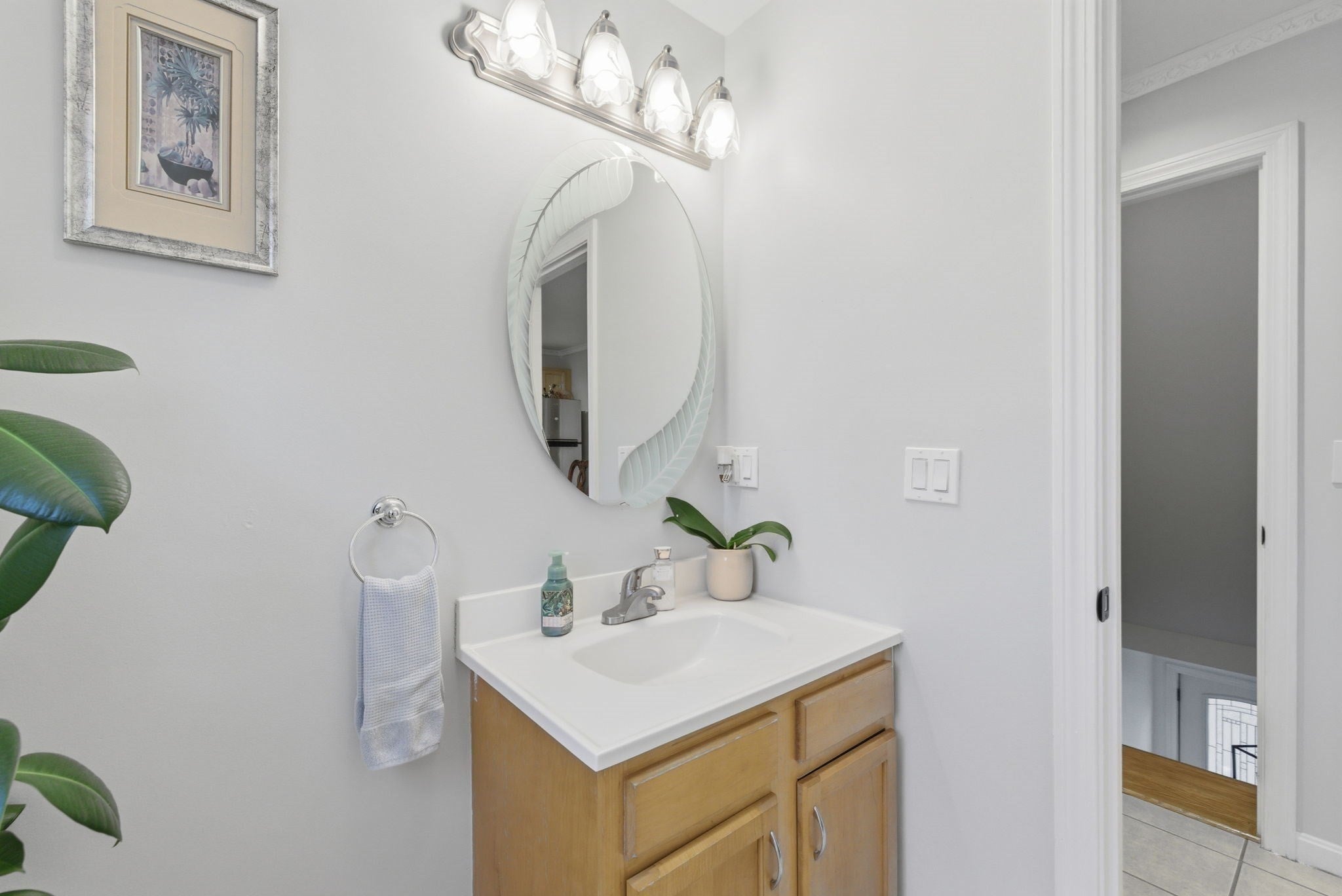 124 Locust St #124, Haverhill, MA, 124 Locust St #124, Haverhill, MA Photo #8