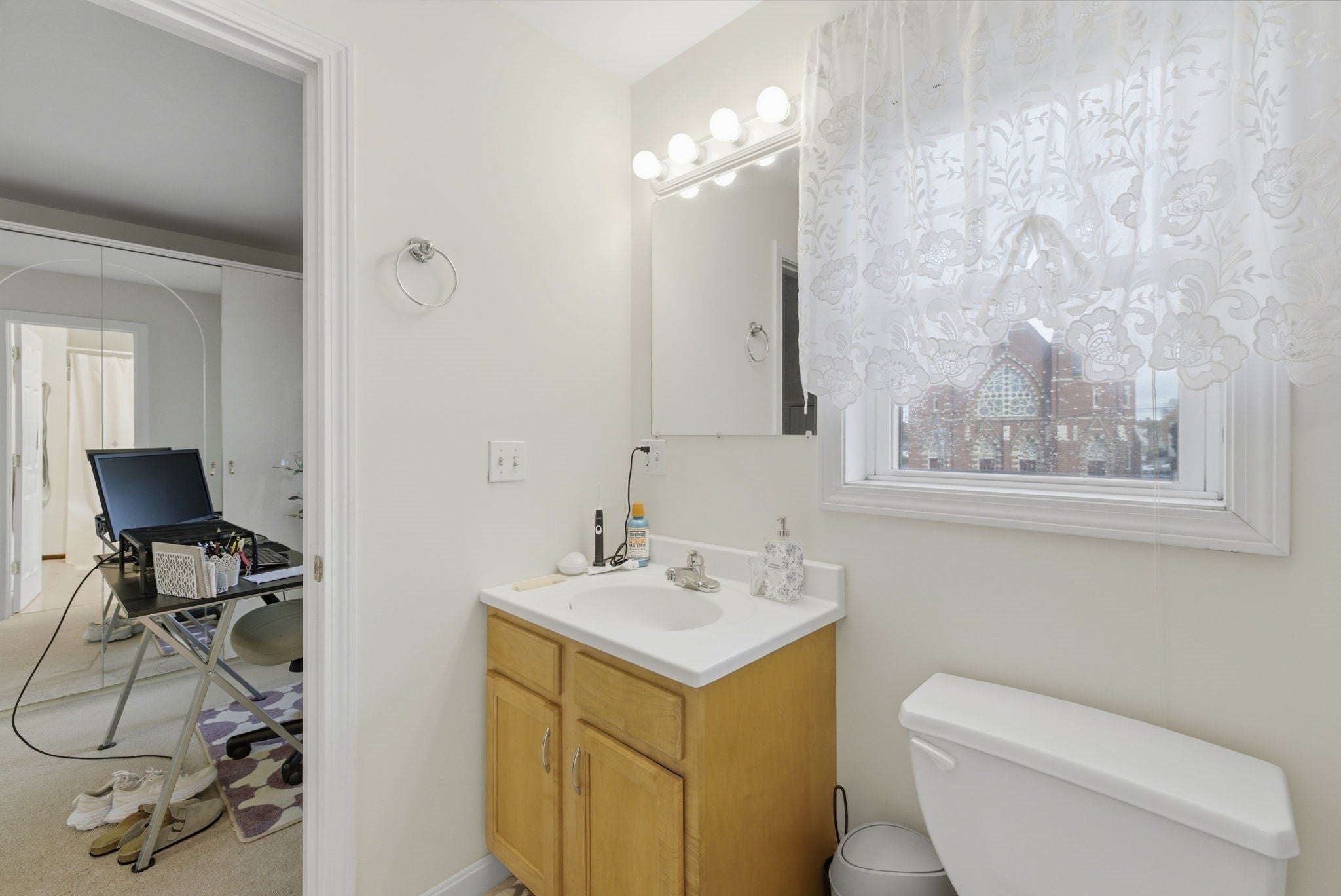 124 Locust St #124, Haverhill, MA, 124 Locust St #124, Haverhill, MA Photo #29