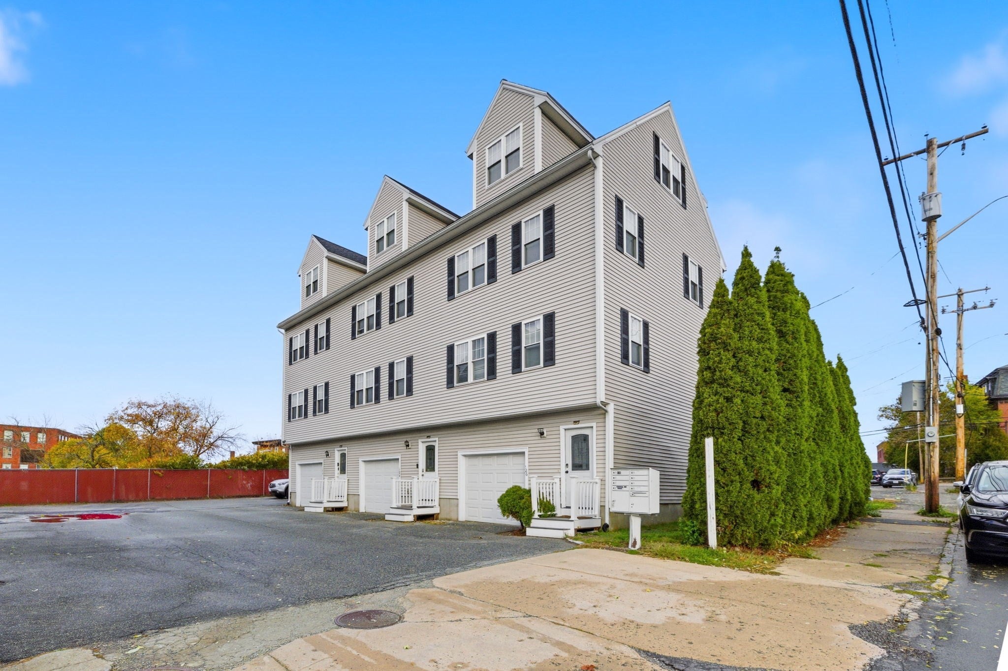 124 Locust St #124, Haverhill, MA, 124 Locust St #124, Haverhill, MA Photo #1