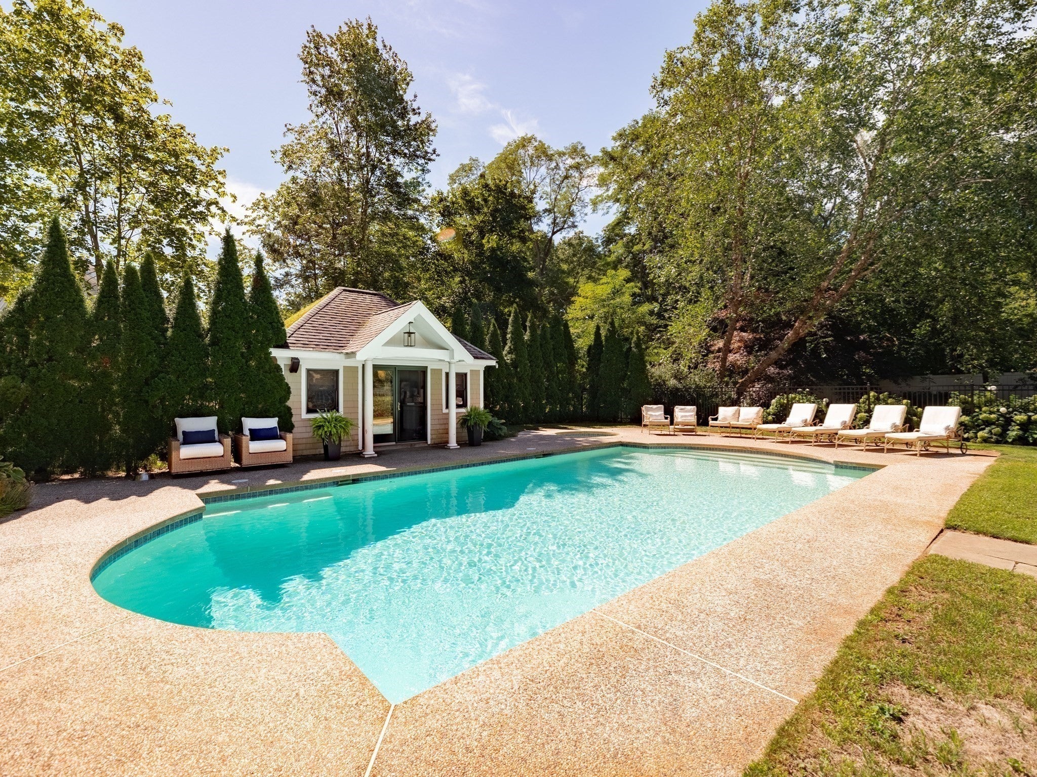 347 Tremont St, Duxbury, MA Photo #8