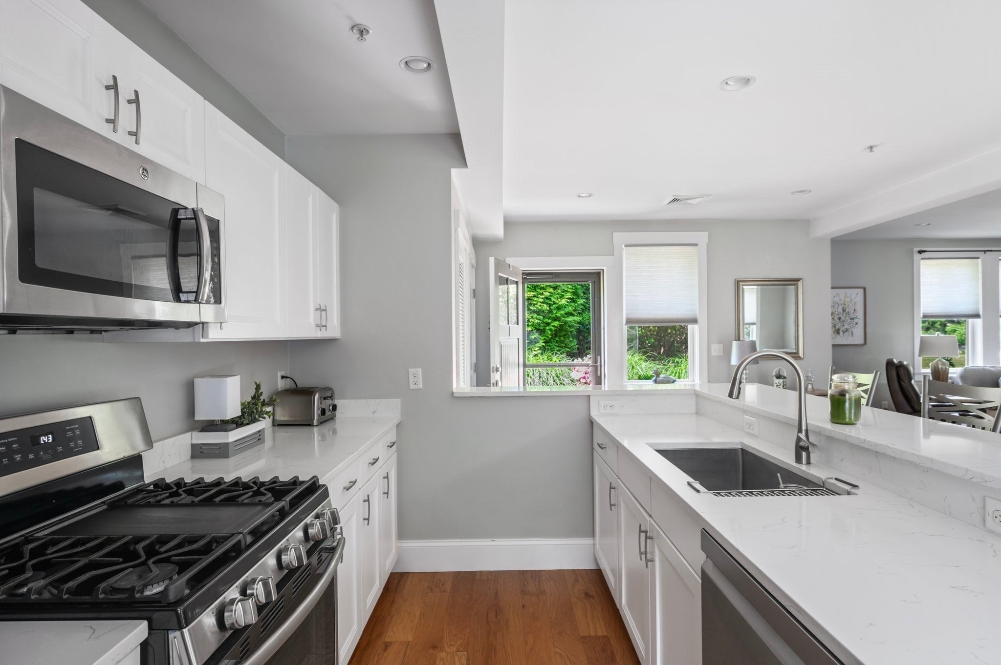 599 Washington St #1, Pembroke, MA Photo #10