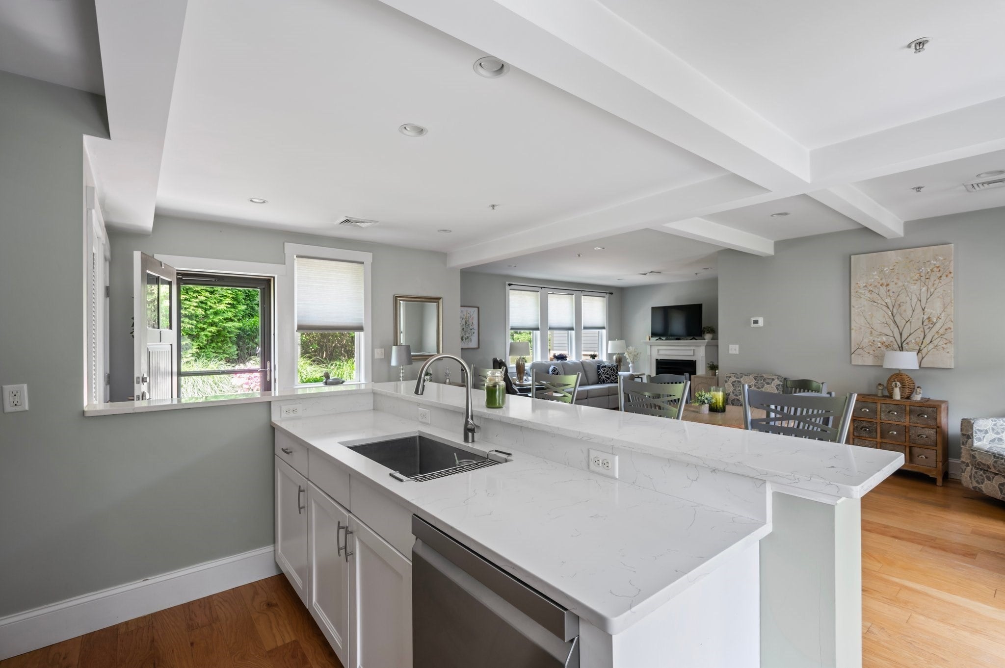 599 Washington St #1, Pembroke, MA Photo #12