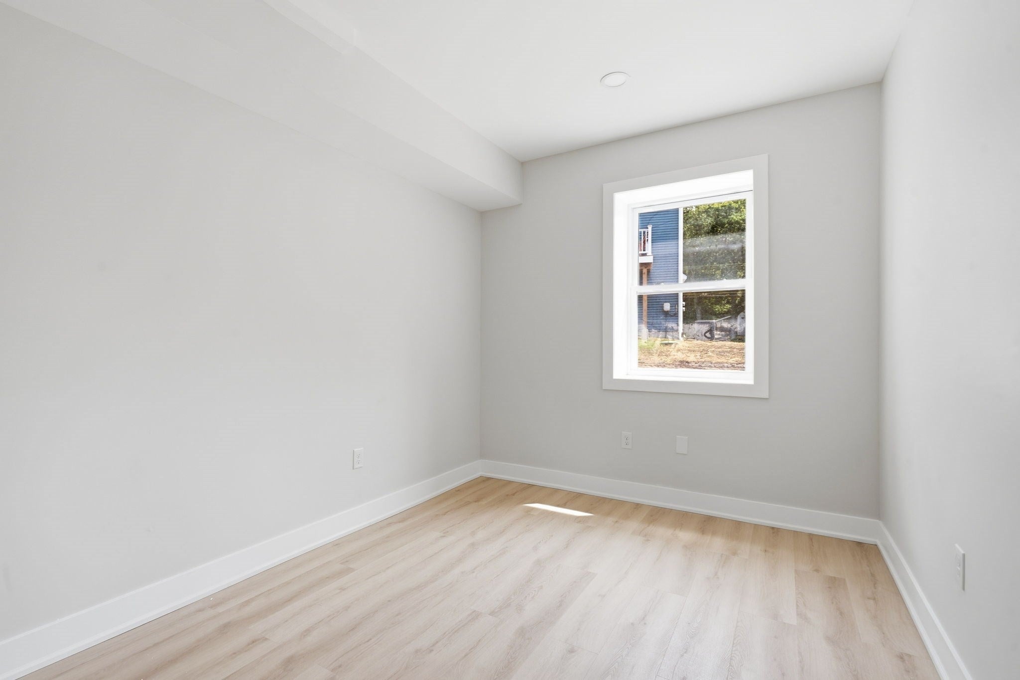 3 Doris Dr #3, Chelmsford, MA Photo #14