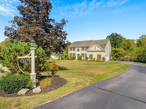 11 Whirty Circle Hopkinton MA 01748