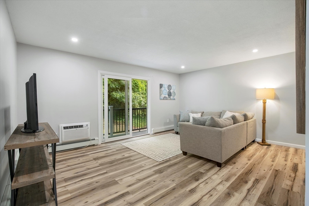 2 Chapel Hill Dr 7