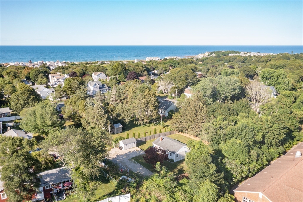 88 Beach St