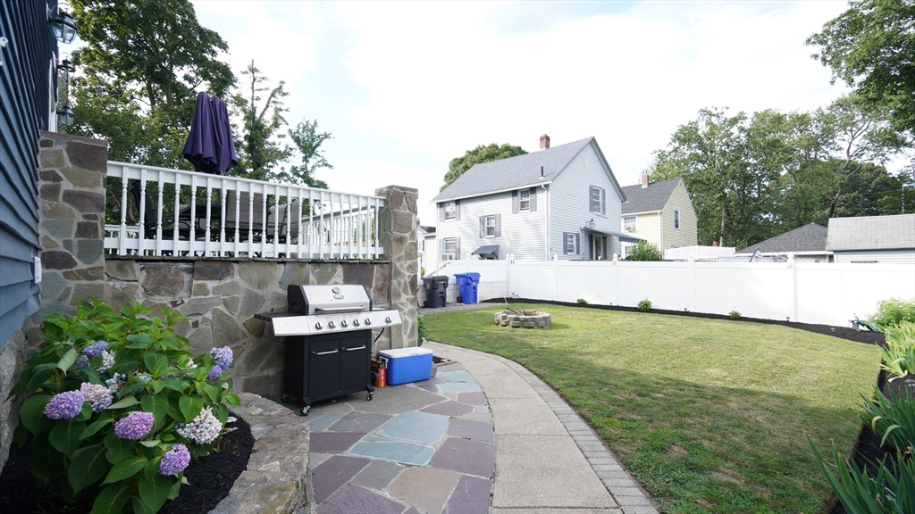 102 Williams Ave
