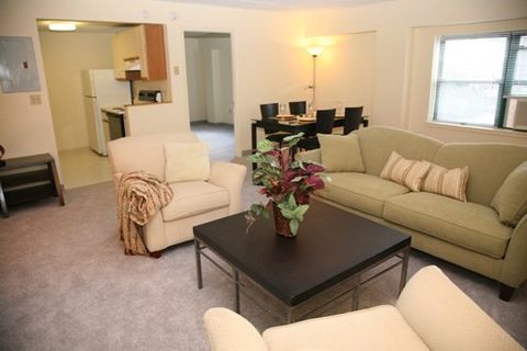 108 Peterborough St. 4F Boston MA 02215