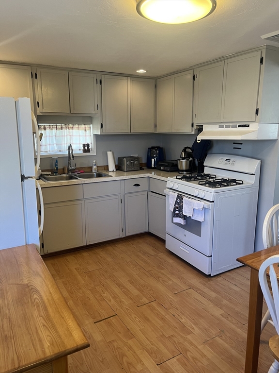 27 Morgan Rd