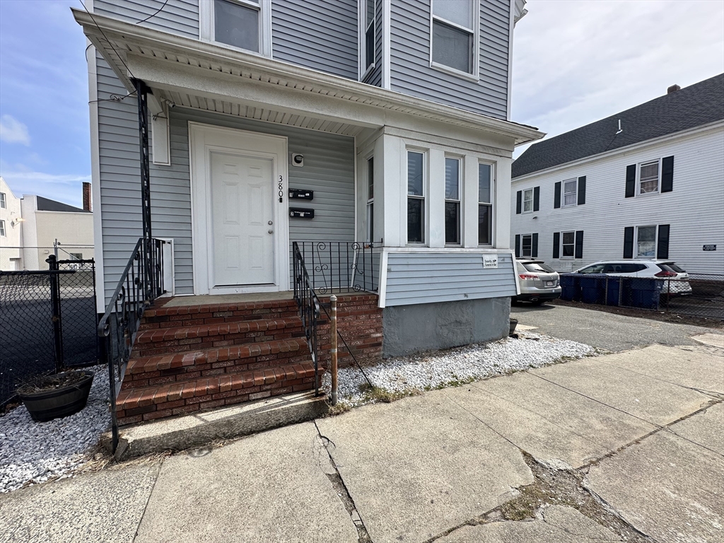 380 N Front St