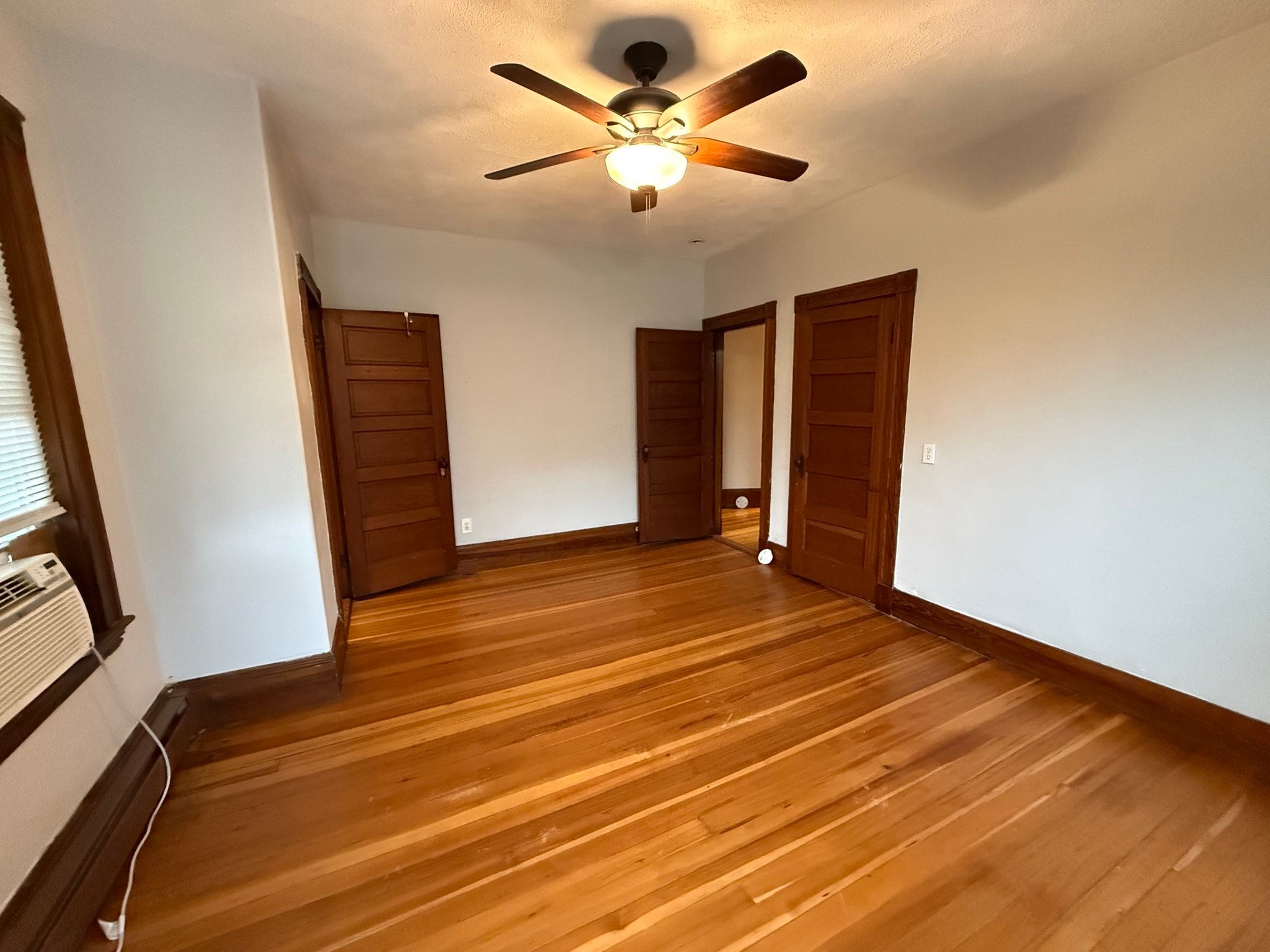 29 1/2 Taylor St #2, Saugus, MA Photo #8