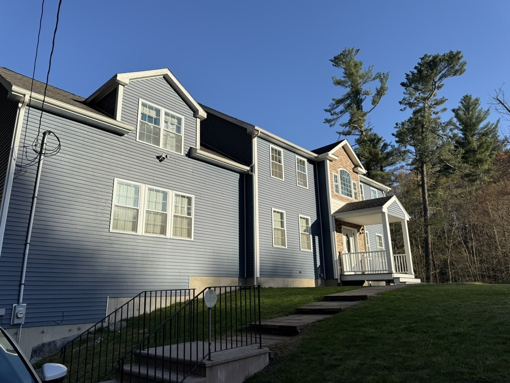 99 Dudley Rd