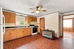 341 Osborn St, Fall River, MA Photo #16