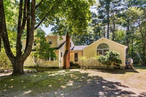 627 1st Parish Rd Scituate MA 02066
