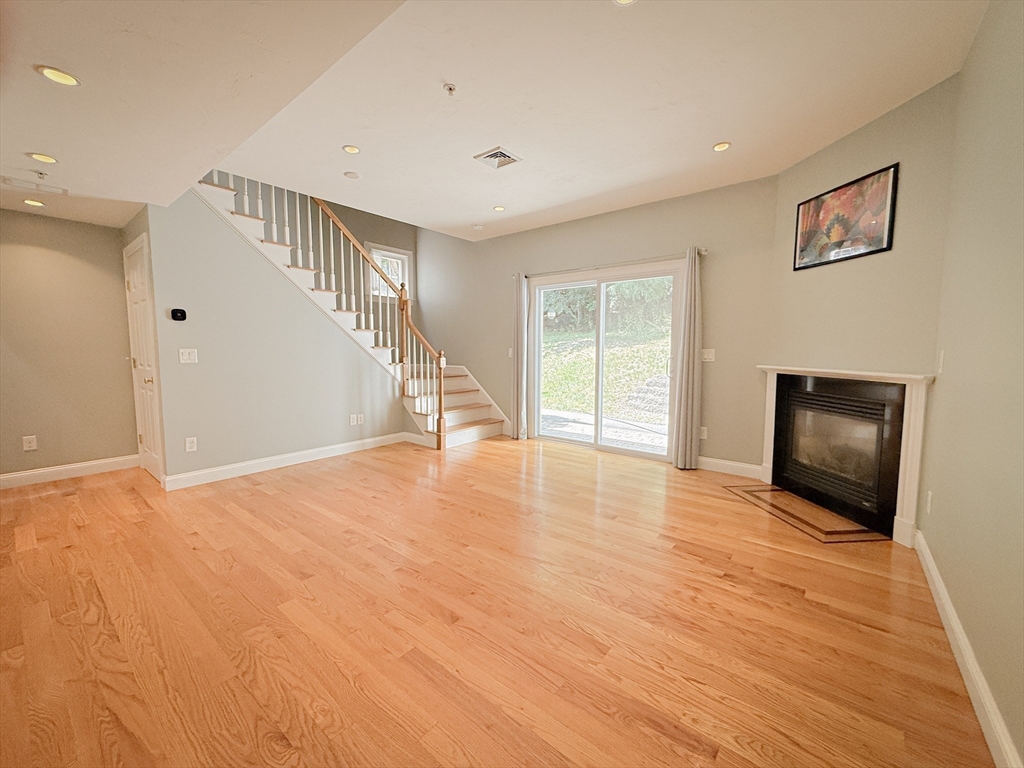 11 Brookside Road 6
