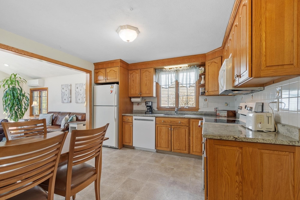 26 Webb Street, Lexington, MA Photo #10