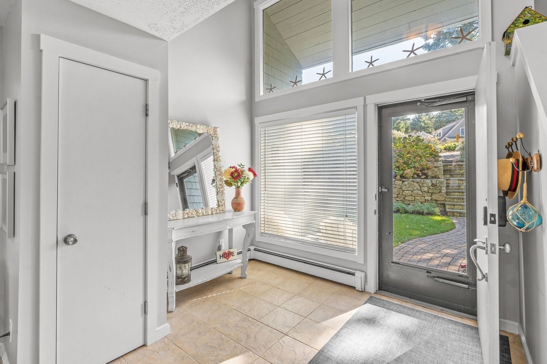 44 Summersea Road 17