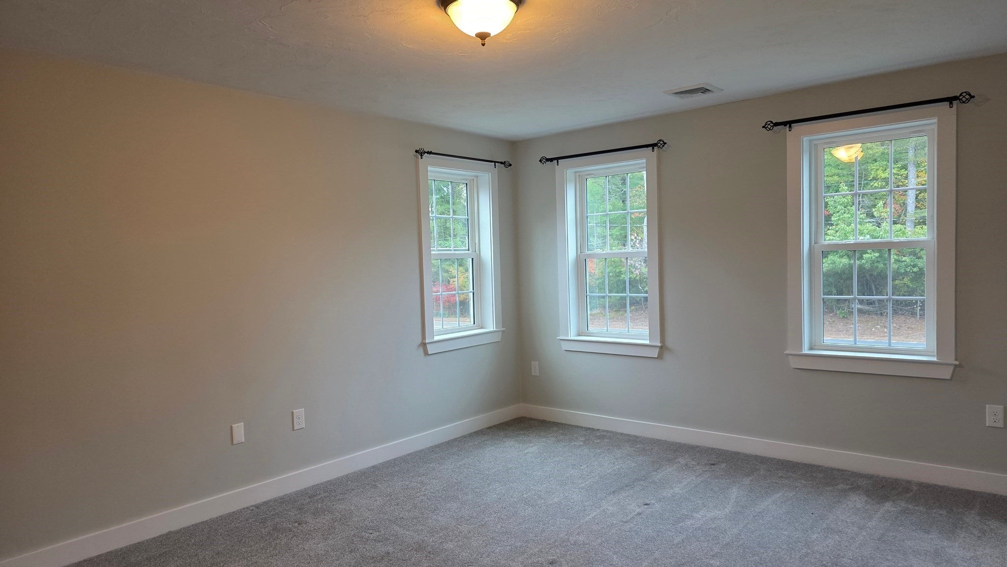 90 Howland Rd, Lakeville, MA Photo #28