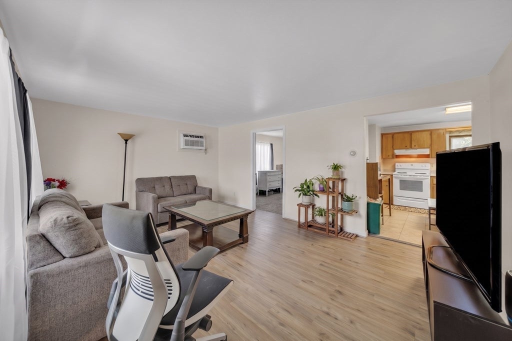 44 Alsada Dr, Worcester, MA, 44 Alsada Dr, Worcester, MA Photo #7