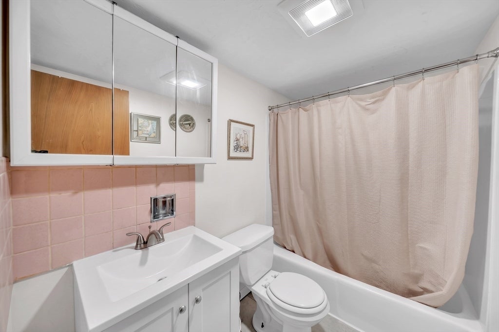 44 Alsada Dr, Worcester, MA, 44 Alsada Dr, Worcester, MA Photo #11