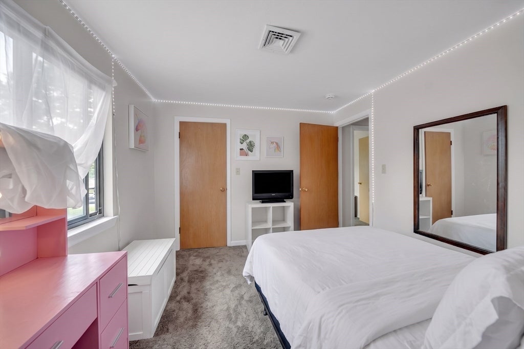 44 Alsada Dr, Worcester, MA, 44 Alsada Dr, Worcester, MA Photo #31