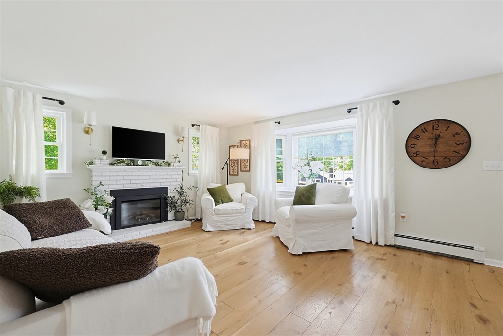 135 Locust St, Holliston, MA, 135 Locust St, Holliston, MA Photo #6