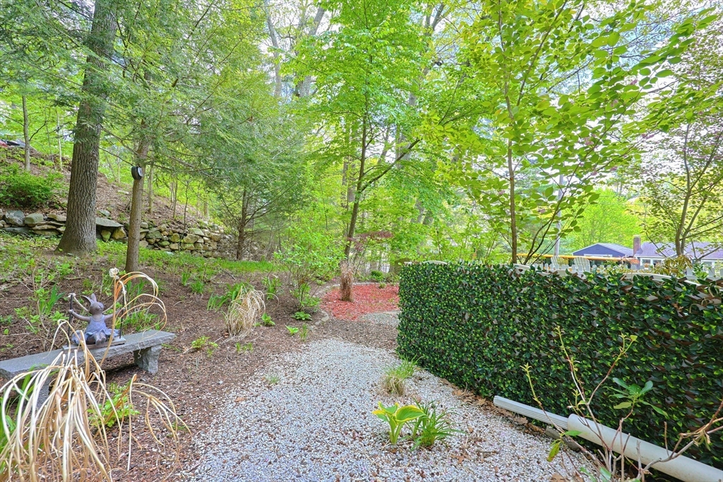 135 Locust St, Holliston, MA, 135 Locust St, Holliston, MA Photo #33