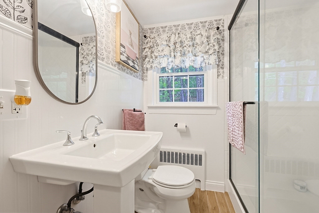 135 Locust St, Holliston, MA, 135 Locust St, Holliston, MA Photo #25