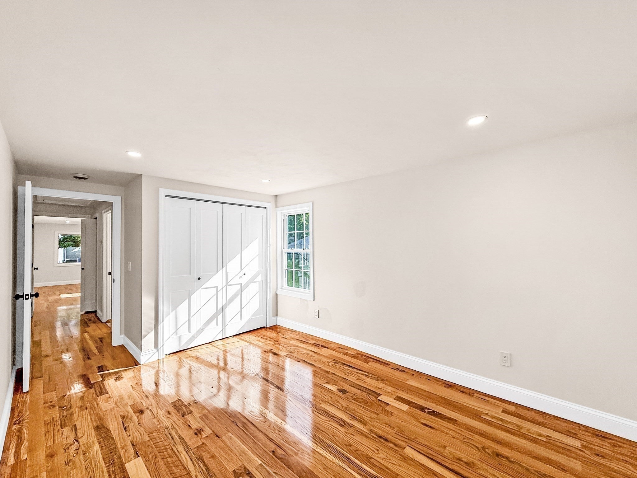 44 Shore Rd, Waltham, MA, 44 Shore Rd, Waltham, MA Photo #13
