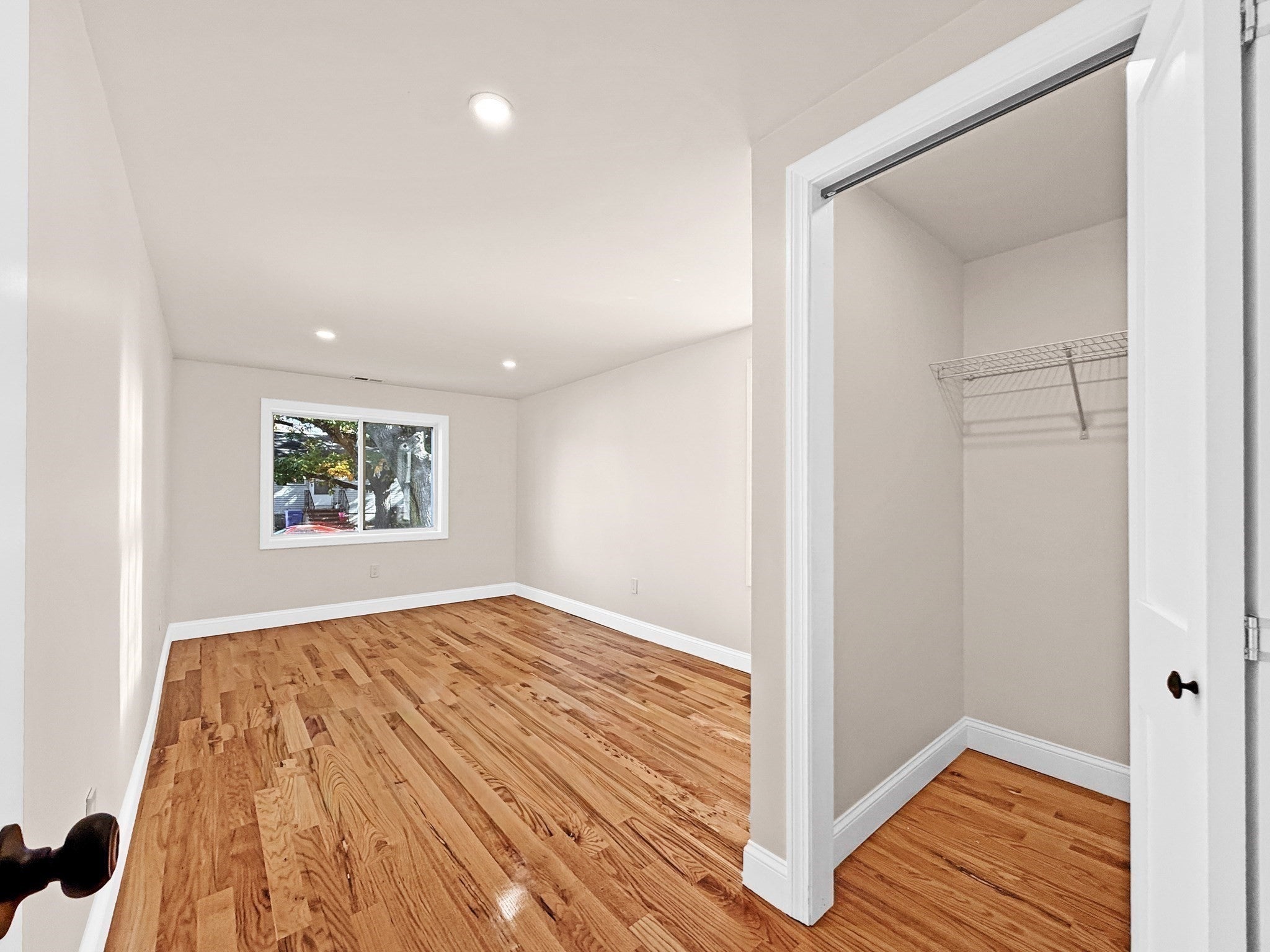 44 Shore Rd, Waltham, MA, 44 Shore Rd, Waltham, MA Photo #10
