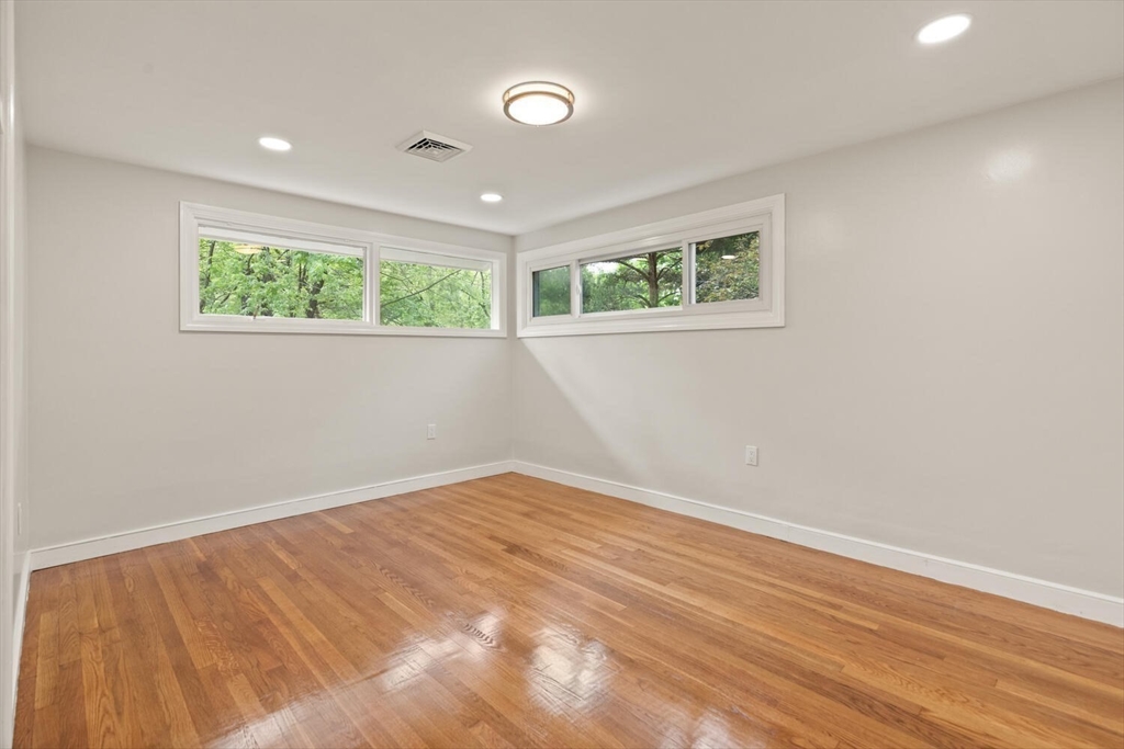 7 Thornberry Road