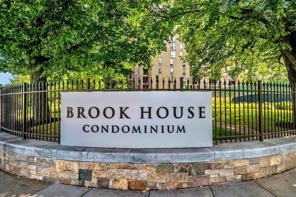 99 Pond Ave #208, Brookline, MA Photo #1