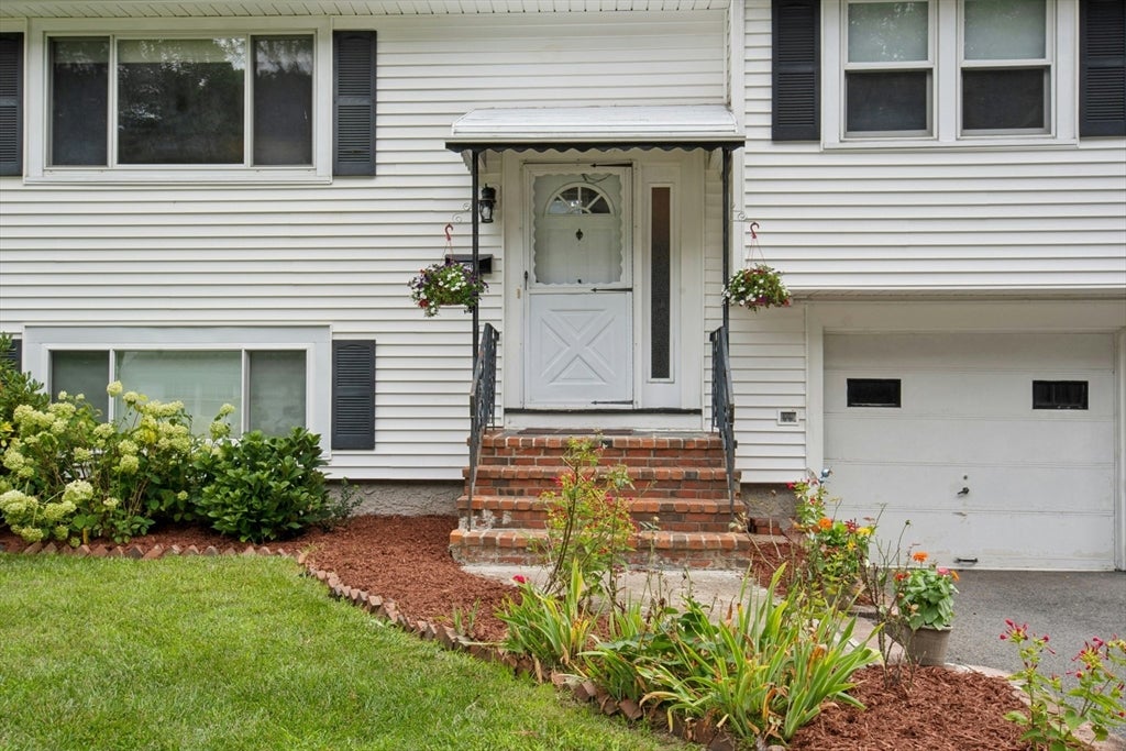 129 Chickering Road