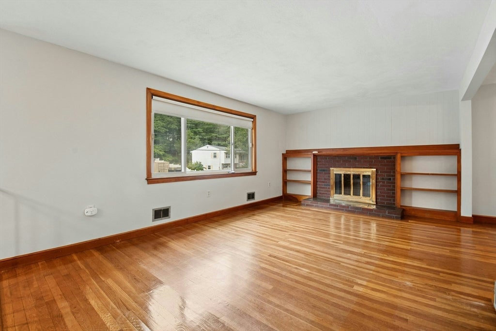 129 Chickering Road
