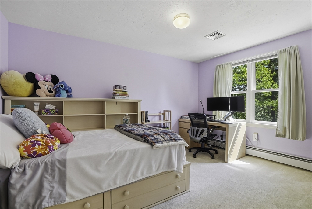 28 Wood Dr, Mendon, MA Photo #30