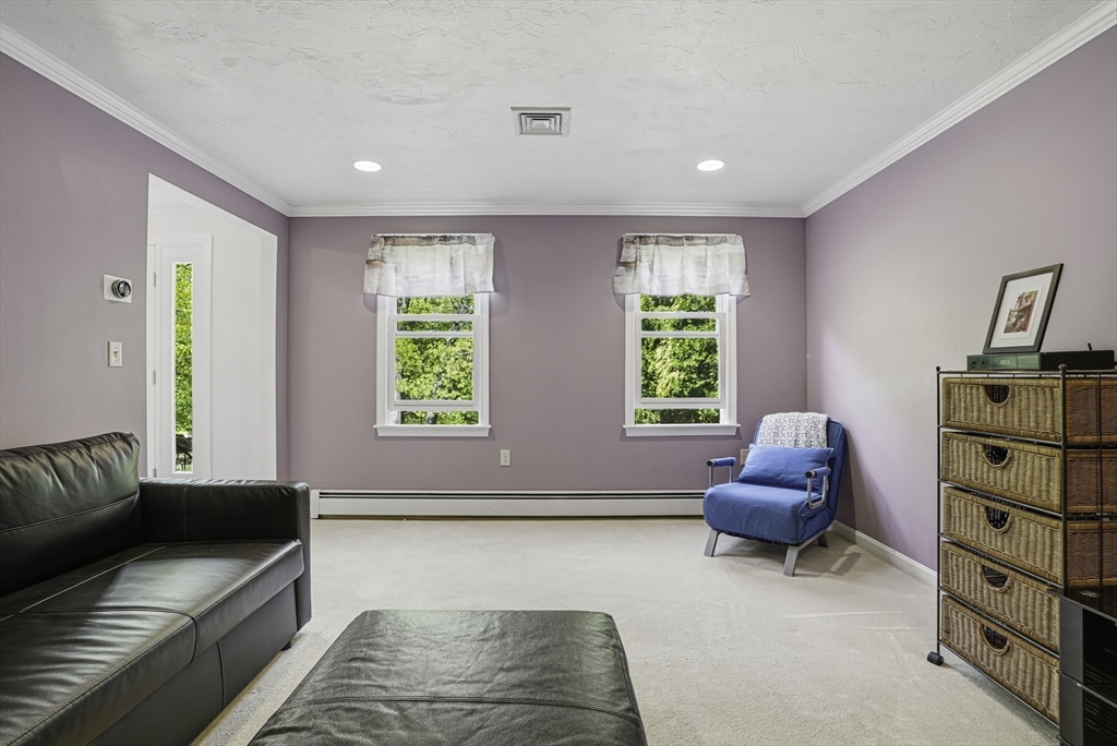 28 Wood Dr, Mendon, MA Photo #23