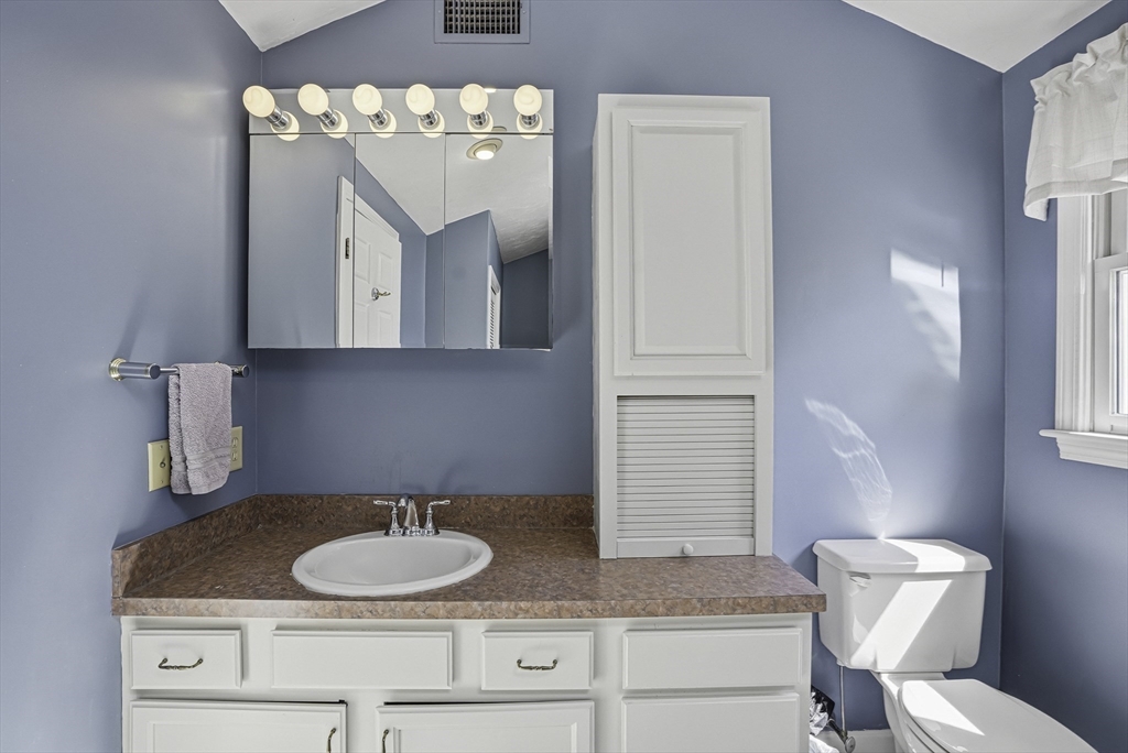28 Wood Dr, Mendon, MA Photo #28