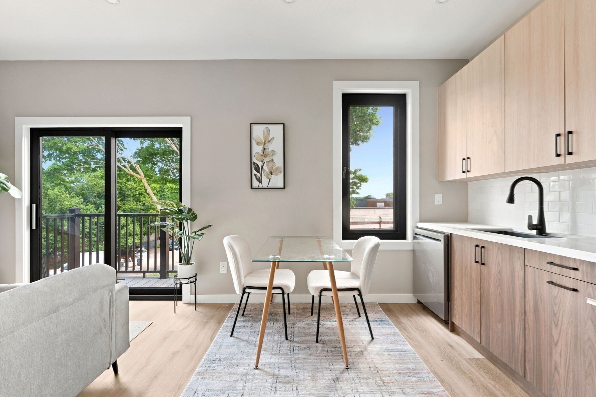 75 Maywood ST #2, Boston, MA Photo #7