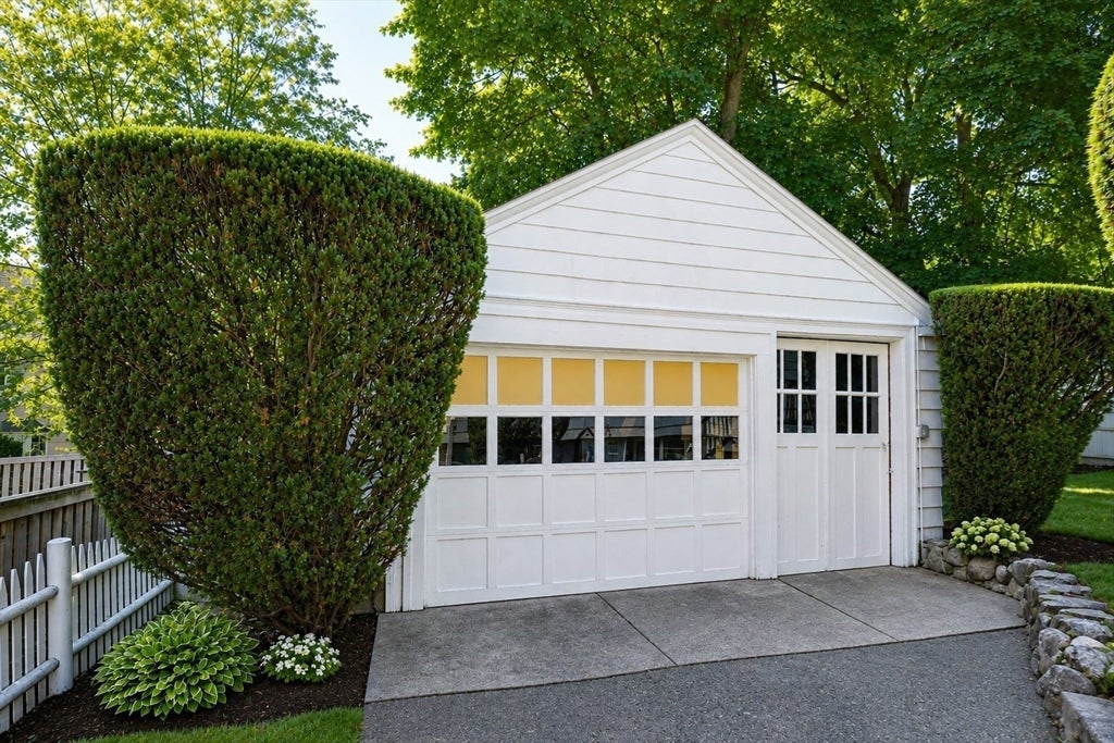 16 West Street, Belmont, MA, 16 West Street, Belmont, MA Photo #20
